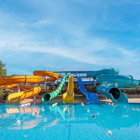 Vonresort Golden Coast & Aqua Üdülőközpont