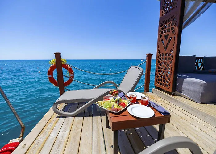 Vonresort Golden Coast & Aqua Üdülőközpont Side