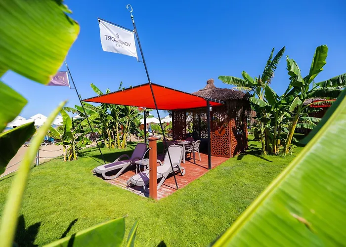 Üdülőközpont Vonresort Golden Coast & Aqua 5*