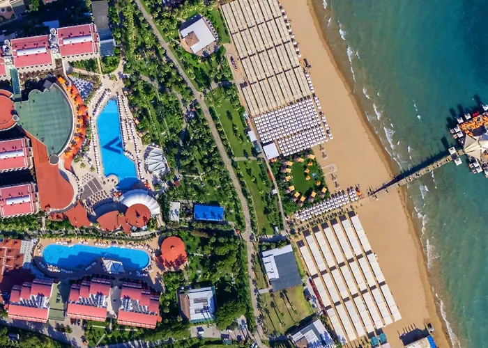 Üdülőközpont Vonresort Golden Coast & Aqua 5*