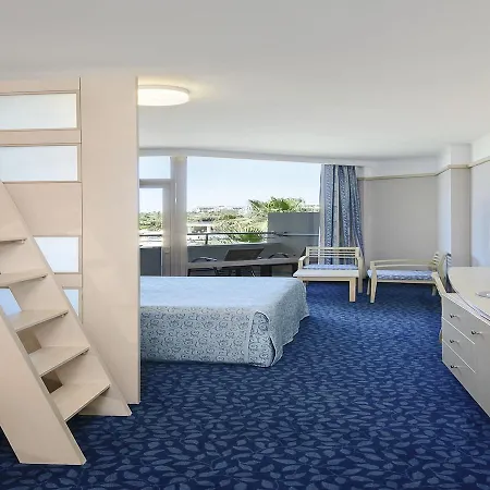 Vonresort Golden Coast & Aqua 5*