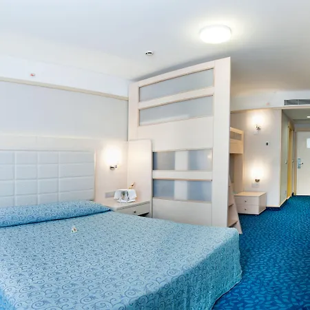 Vonresort Golden Coast & Aqua Feriested 5*
