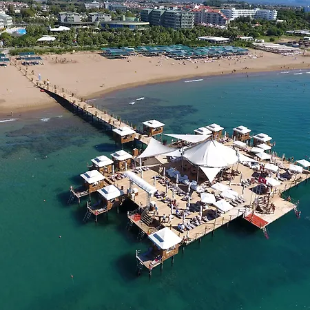 Vonresort Golden Coast & Aqua Feriested 5*