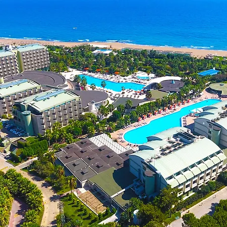 Vonresort Golden Coast & Aqua 5* シダ