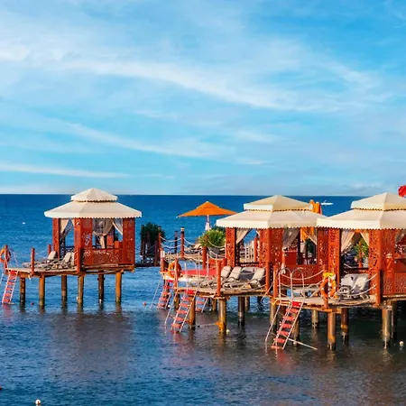 Vonresort Golden Coast & Aqua Resort Side