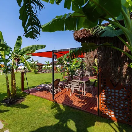 Vonresort Golden Coast & Aqua אתר נופש