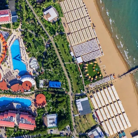 Semesteranläggning (resort) Vonresort Golden Coast & Aqua 5*