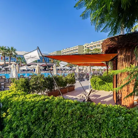 Semesteranläggning (resort) Vonresort Golden Coast & Aqua 5*