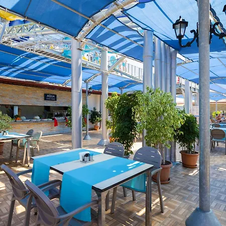 Semesteranläggning (resort) Vonresort Golden Coast & Aqua 5*
