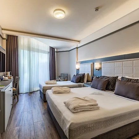 Resort Vonresort Golden Coast & Aqua 5*