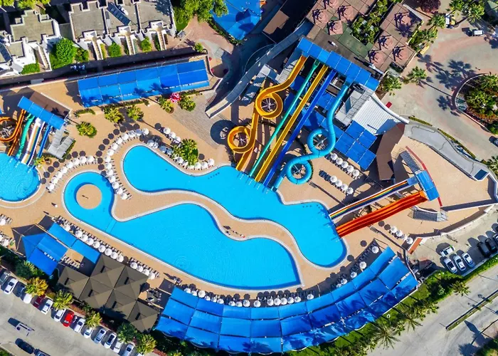 Vonresort Golden Coast & Aqua