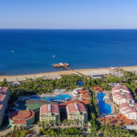 אתר נופש Vonresort Golden Coast & Aqua סייד