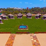 Vonresort Golden Coast & Aqua Feriested 5*