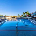 Vonresort Golden Coast & Aqua リゾート シダ