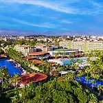 Vonresort Golden Coast & Aqua シダ