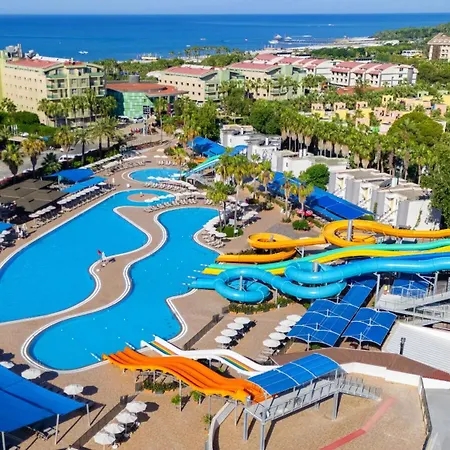Vonresort Golden Coast & Aqua Курортный комплекс