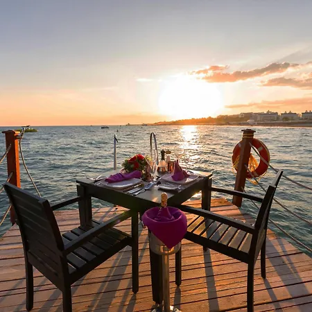 Vonresort Golden Coast & Aqua Сиде