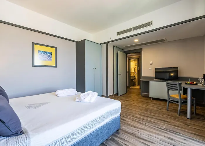 Vonresort Golden Coast & Aqua 5*