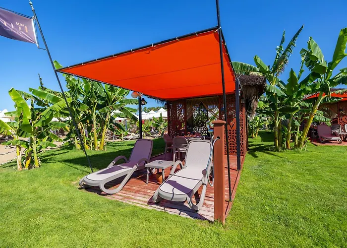 Vonresort Golden Coast & Aqua Feriested Side