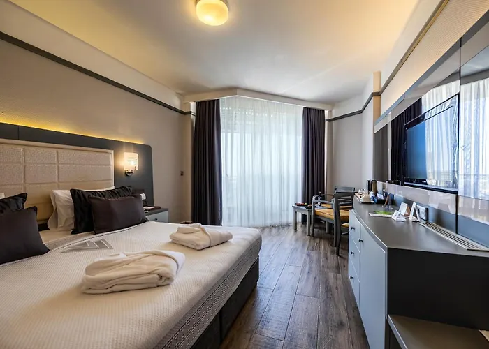 Vonresort Golden Coast & Aqua منتجع سيدي